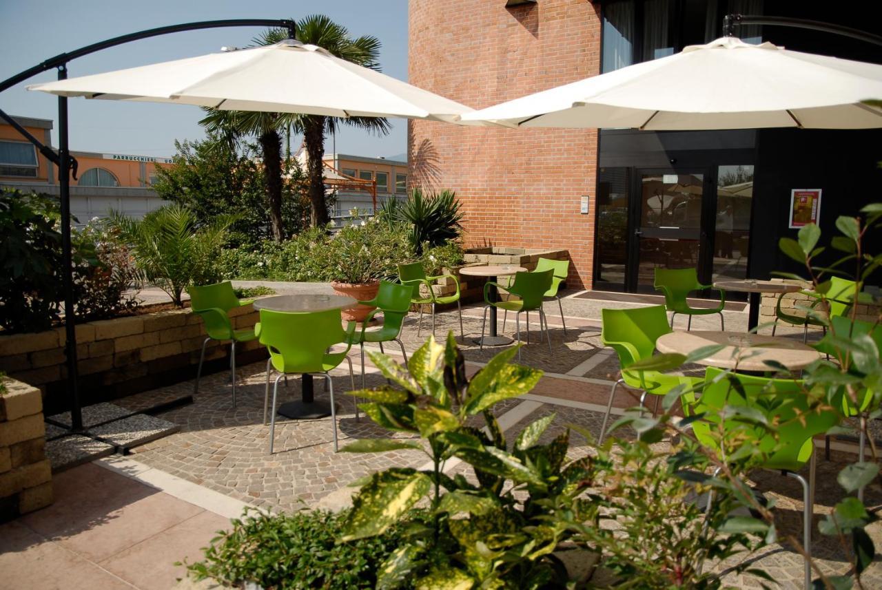 Hotel Garda Affi Exterior photo