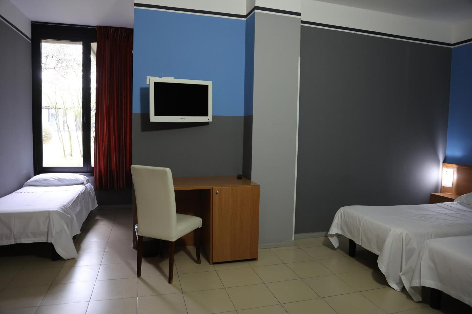 Hotel Garda Affi Exterior photo